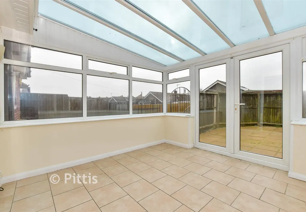 Conservatory - Newport Road, Apse Heath, Isle of Wight - Wards of Kent