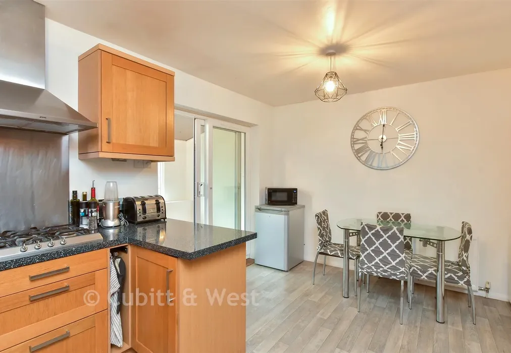 Kitchen/ Diner - Batemans Road, Woodingdean, Brighton, East Sussex - Wards of Kent