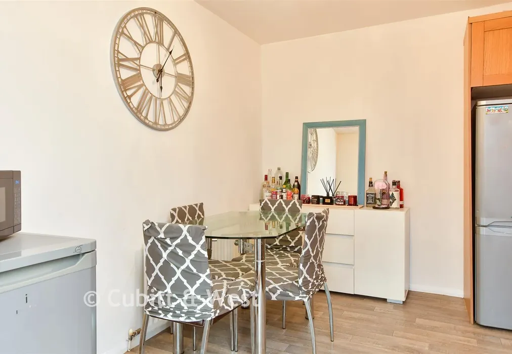 Kitchen/ Diner - Batemans Road, Woodingdean, Brighton, East Sussex - Wards of Kent