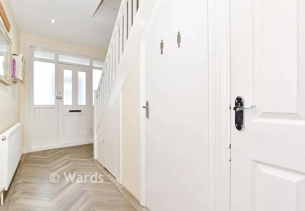 Hallway - Tonbridge Road, Maidstone, Kent - Wards of Kent