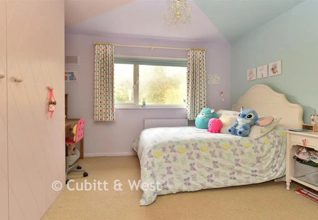 Bedroom 2 - Fairview Rise, Westdene, Brighton, East Sussex - Wards of Kent