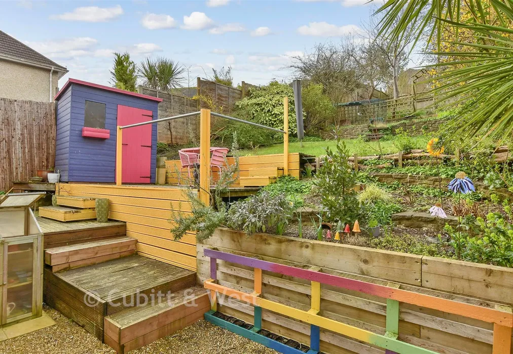 Patio / Decking - Fairview Rise, Westdene, Brighton, East Sussex - Wards of Kent