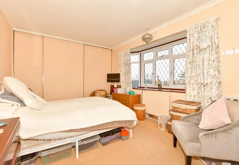Bedroom 1 - St. Mildred's Avenue, Birchington, Kent - Wards of Kent