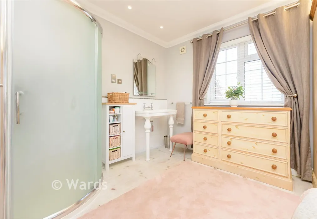 Bedroom 1 - Bredhurst Road, Wigmore, Gillingham, Kent - Wards of Kent