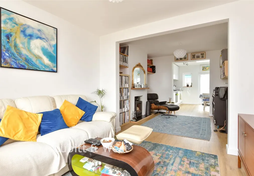 Lounge - Hillview Road, Woodingdean, Brighton, East Sussex - Wards of Kent