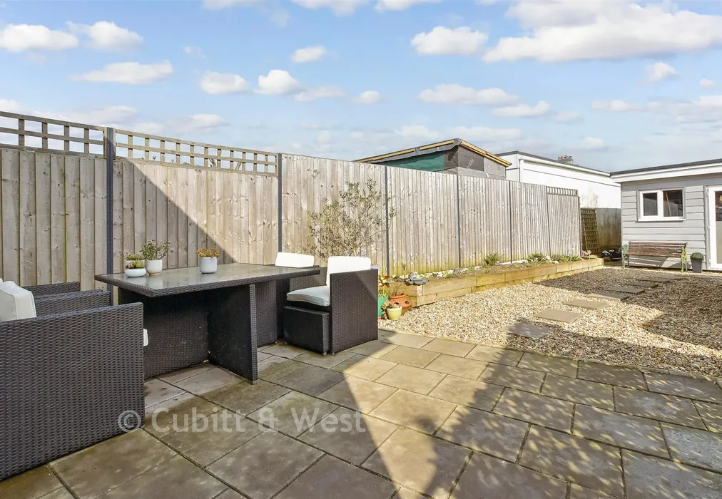 Rear Garden - Hillview Road, Woodingdean, Brighton, East Sussex - Wards of Kent