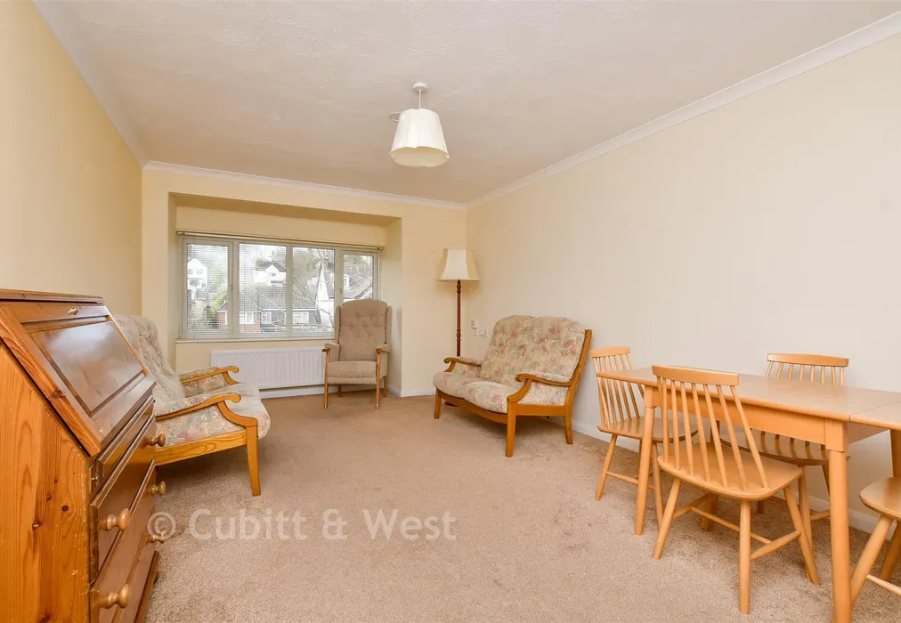 Kitchen / Lounge / Diner - Brighton Road, Purley, Surrey - Wards of Kent