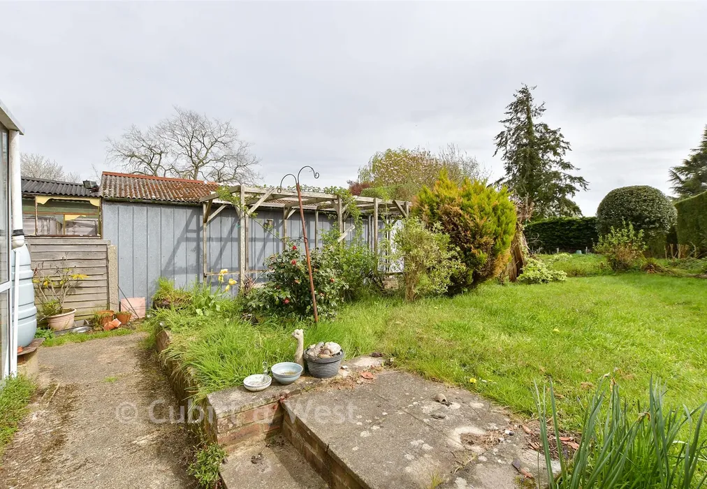 Rear Garden - London Road, Watersfield, Pulborough, West Sussex - Wards of Kent