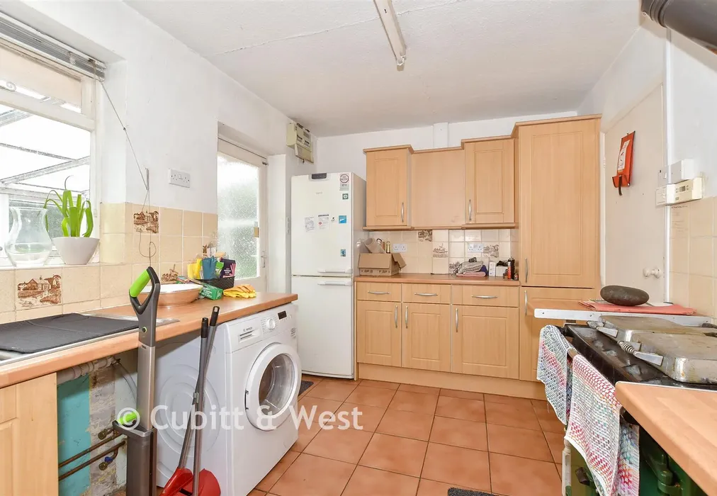 Kitchen - London Road, Watersfield, Pulborough, West Sussex - Wards of Kent