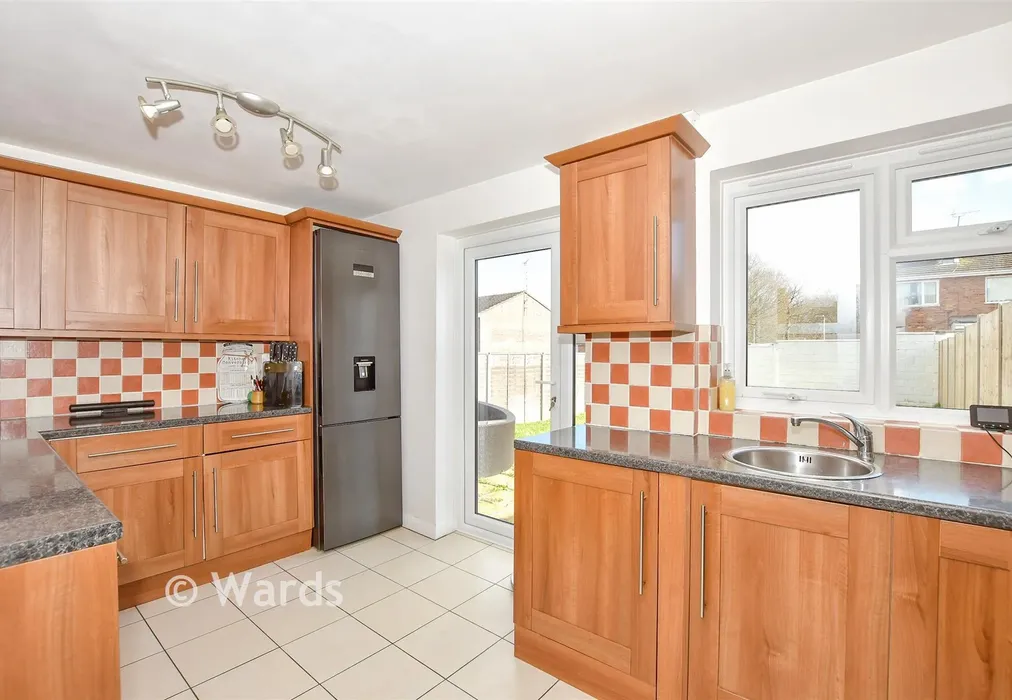 Kitchen - Mincers Close, Lordswood, Chatham, Kent - Wards of Kent