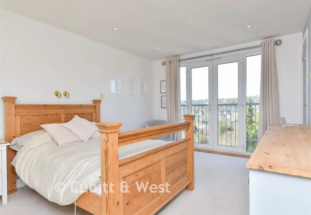 Bedroom 4 - Highview Avenue South, Brighton, East Sussex - Wards of Kent