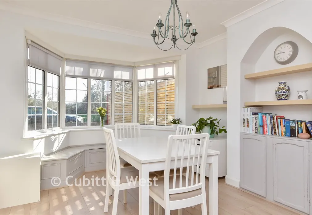 Lounge/ Diner - Highview Avenue South, Brighton, East Sussex - Wards of Kent