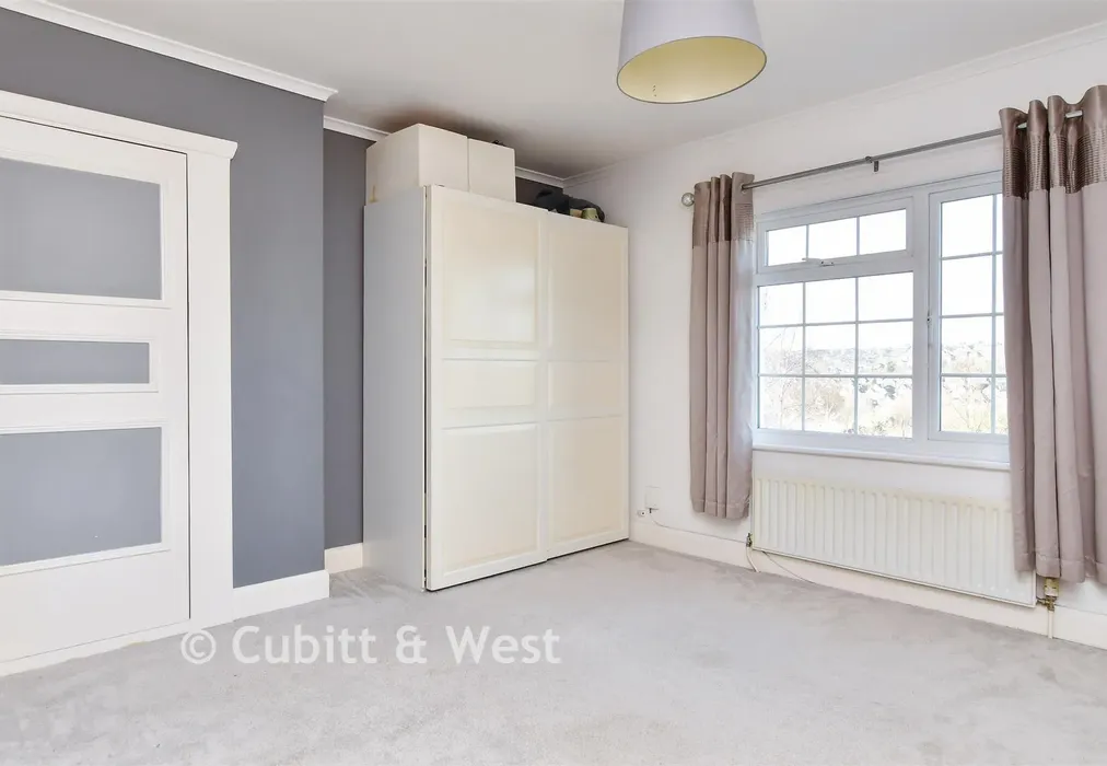 Bedroom 2 - Highview Avenue South, Brighton, East Sussex - Wards of Kent