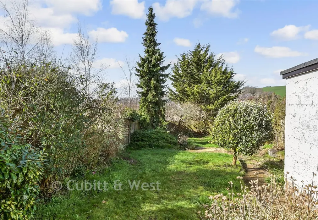 Rear Garden - Highview Avenue South, Brighton, East Sussex - Wards of Kent