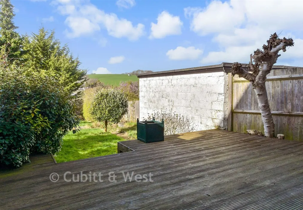 Rear Garden - Highview Avenue South, Brighton, East Sussex - Wards of Kent