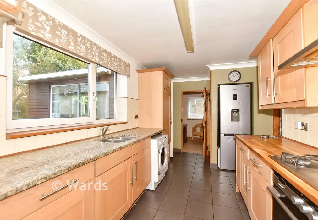 Kitchen - Maison Dieu Road, Dover, Kent - Wards of Kent