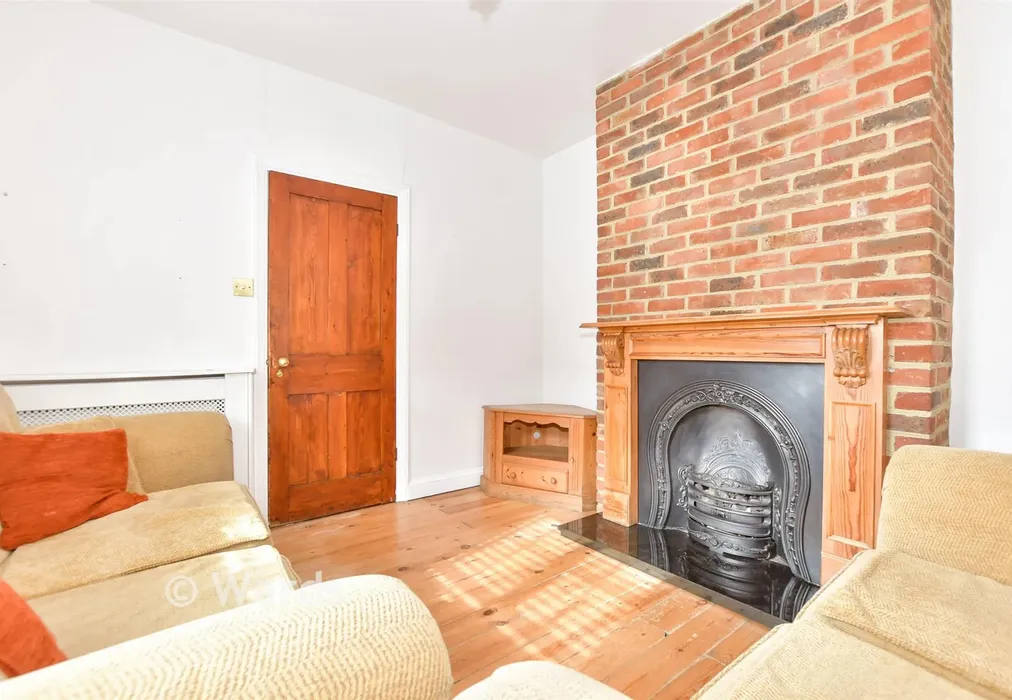 Lounge - Maison Dieu Road, Dover, Kent - Wards of Kent