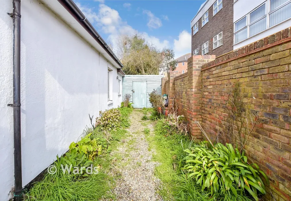 Side Garden - Maison Dieu Road, Dover, Kent - Wards of Kent