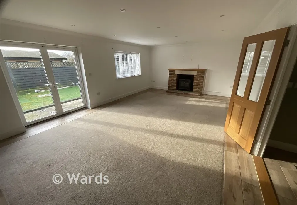 Lounge - Brenzett, Romney Marsh, Kent - Wards of Kent