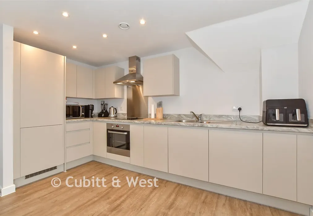 Lounge/Kitchen - William Belt Road, Crawley, Pease Pottage, West Sussex - Wards of Kent