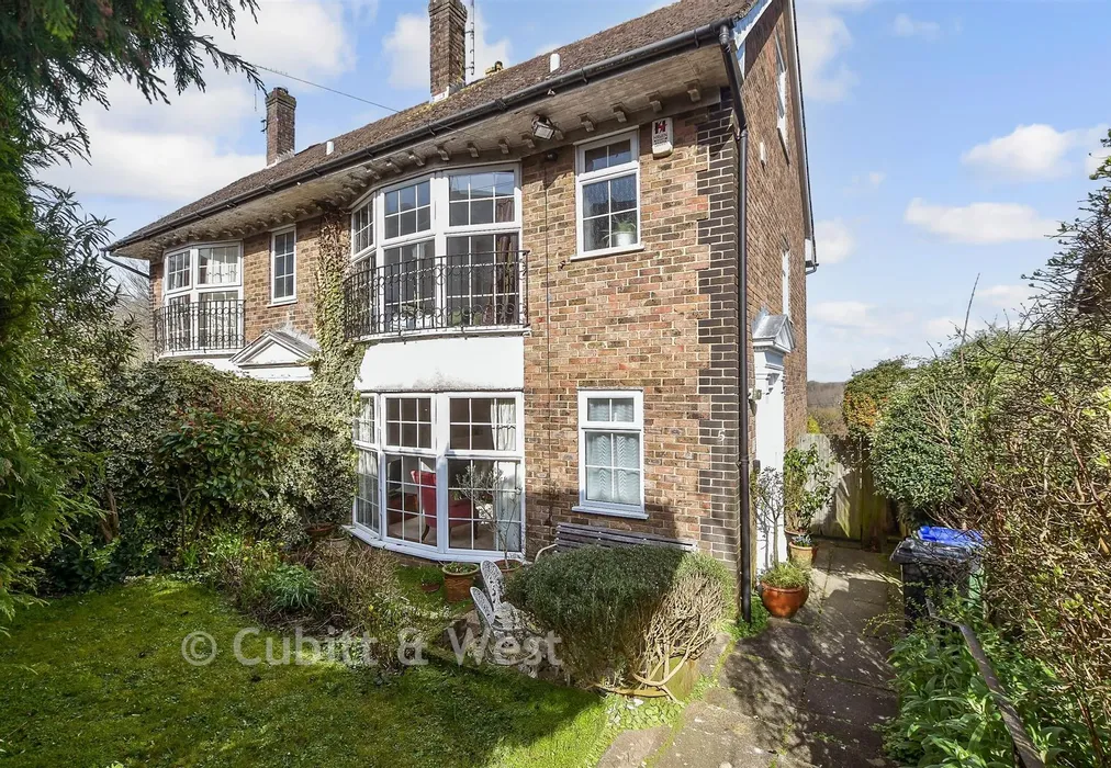 External (Web) - Sackville Close, Lewes, East Sussex - Wards of Kent