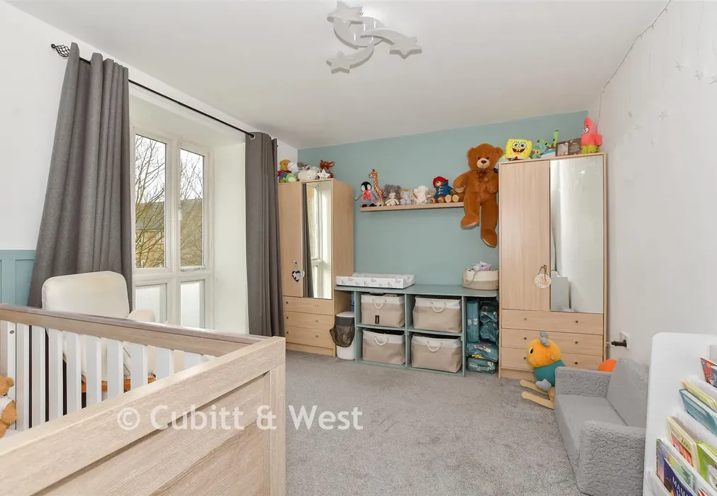 Bedroom 2 - Chapman Way, Haywards Heath, West Sussex - Wards of Kent