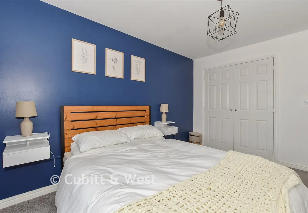 Bedroom 1 - Chapman Way, Haywards Heath, West Sussex - Wards of Kent