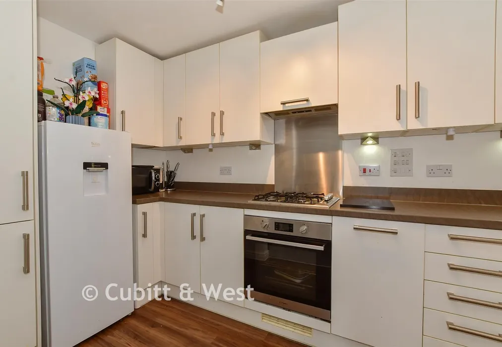 Kitchen - Chapman Way, Haywards Heath, West Sussex - Wards of Kent