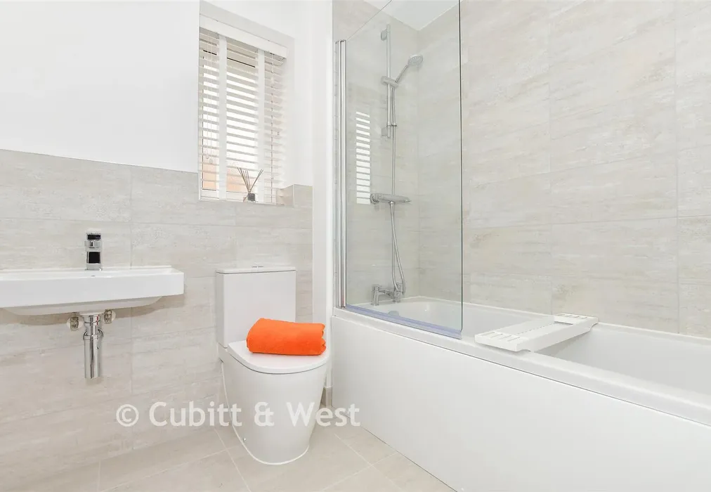 Bathroom - Lapwing Walk, Wittering Place, West Wittering, Chichester, West Sussex - Wards of Kent