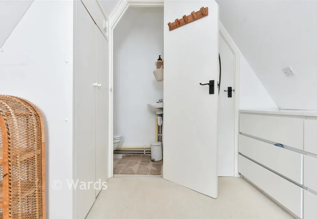 En-Suite - Upper Street, Kingsdown, Deal, Kent - Wards of Kent