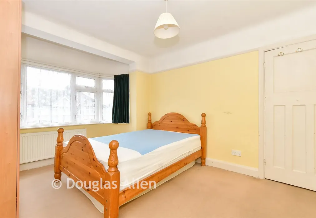 Bedroom 1 - Brian Road, Chadwell Heath, Essex - Wards of Kent