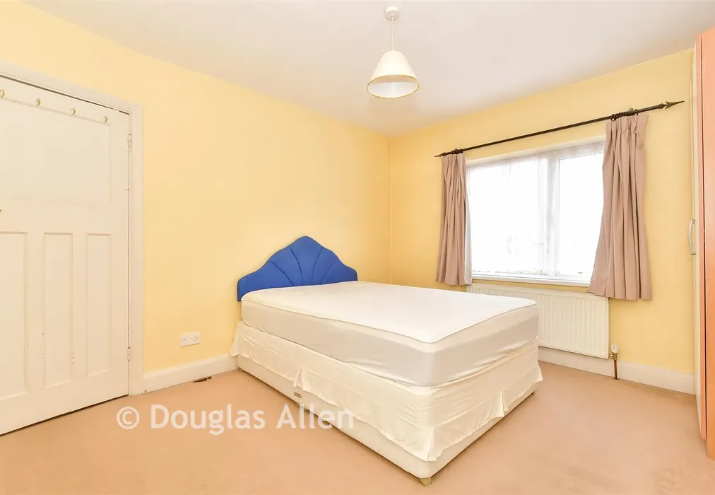 Bedroom 2 - Brian Road, Chadwell Heath, Essex - Wards of Kent