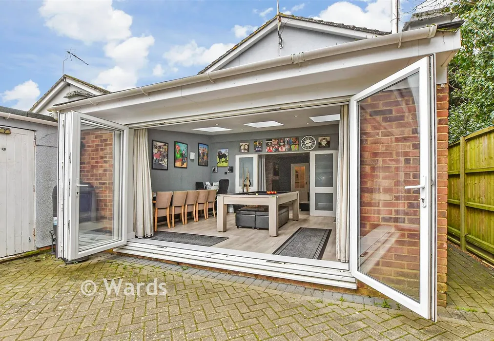 External Feature - Shrubcote, Tenterden, Kent - Wards of Kent