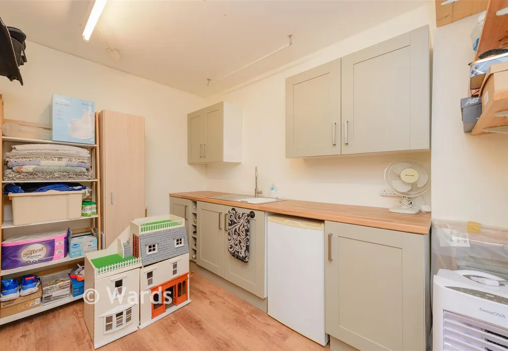 Utility Room - Applecross Close, Rochester, Kent - Wards of Kent