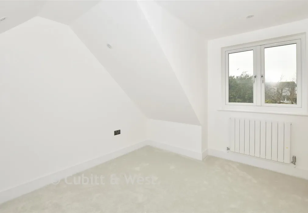 Bedroom 5 - The Ridgway, The Ridgeway Pibob Homes, Woodingdean, Brighton, East Sussex - Wards of Kent