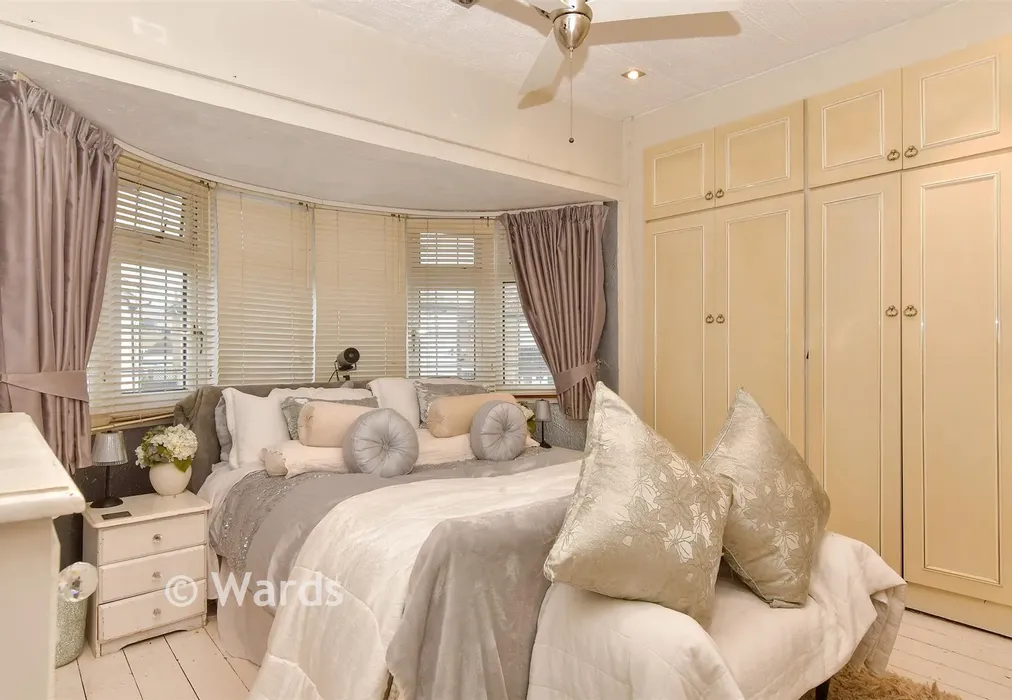 Bedroom 1 - Seaton Road, Welling, Kent - Wards of Kent