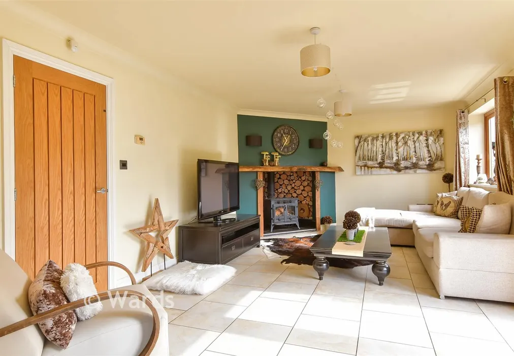 Lounge - Ridge Lane, Meopham, Kent - Wards of Kent