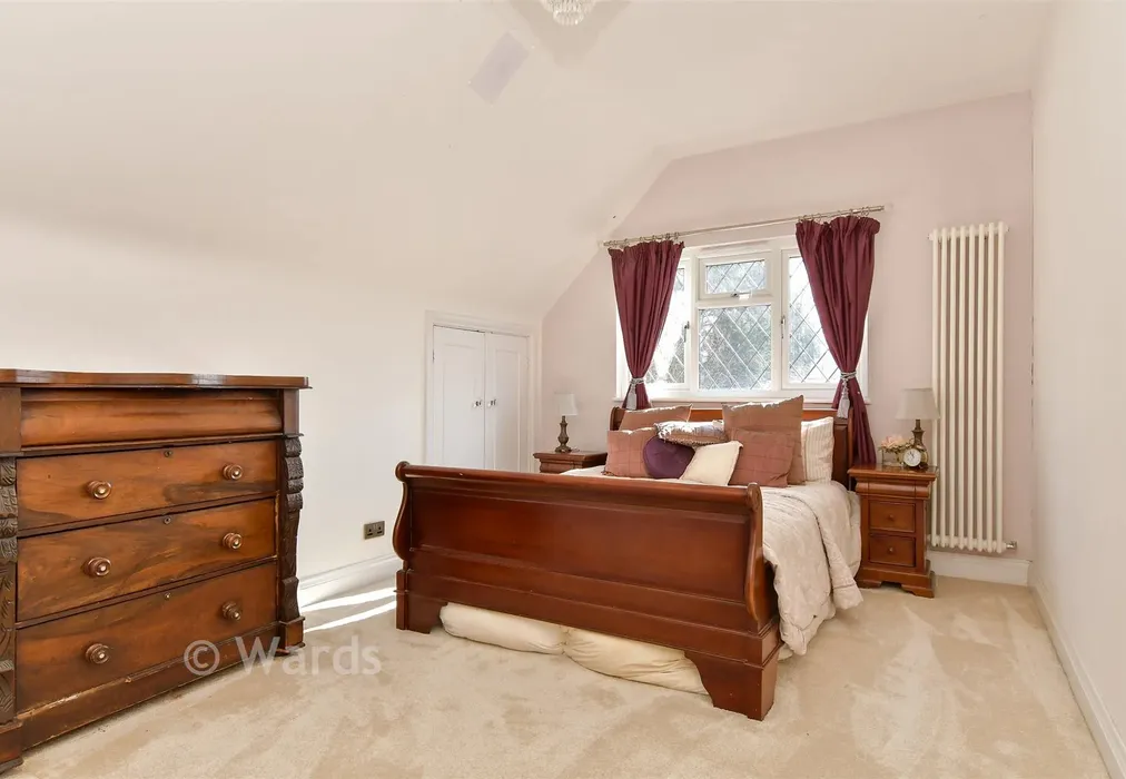 Bedroom 2 - Manor Road, Cobham, Kent - Wards of Kent