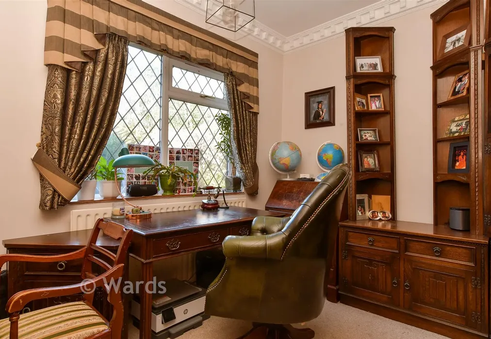 Study - Manor Road, Cobham, Kent - Wards of Kent
