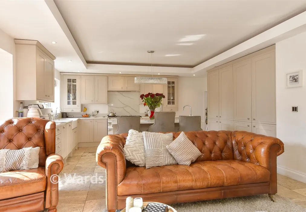 Kitchen/Breakfast Room - Manor Road, Cobham, Kent - Wards of Kent