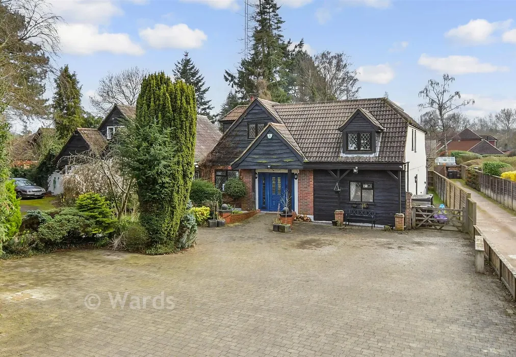 Front (Web) - Manor Road, Cobham, Kent - Wards of Kent