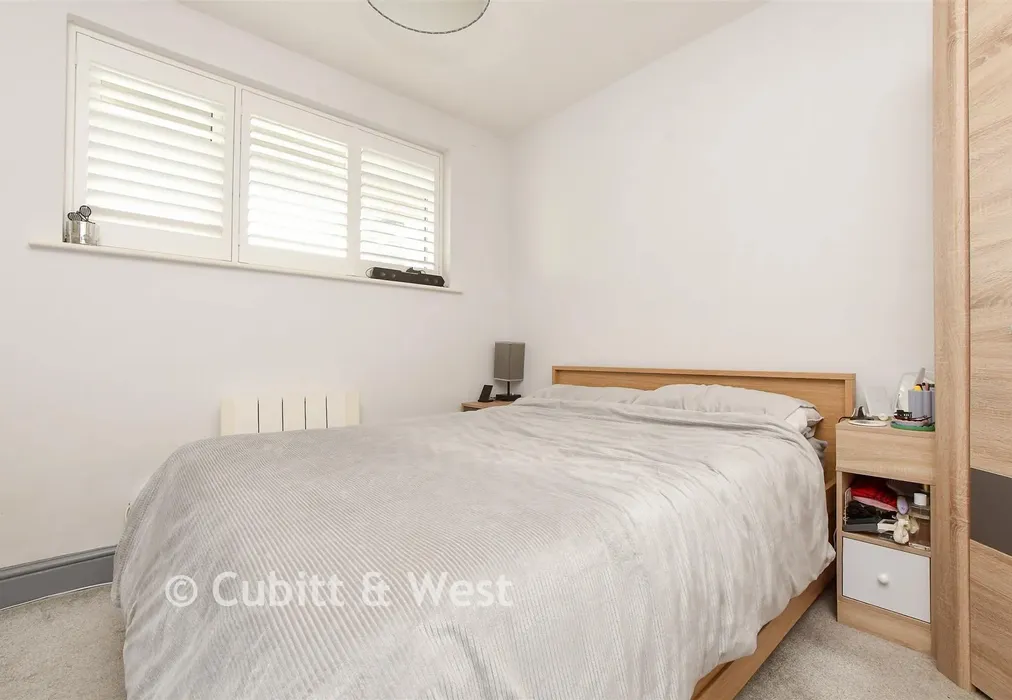 Bedroom 1 - Chaldon Road, Caterham, Surrey - Wards of Kent
