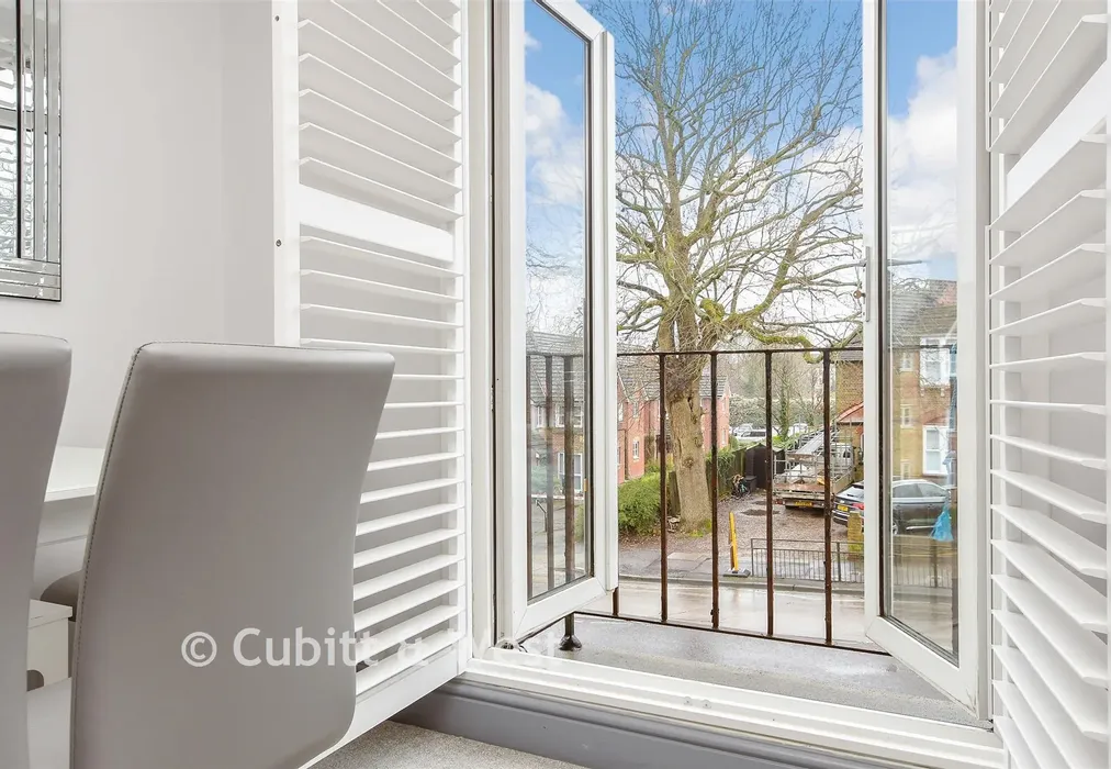 External Lifestyle Photograph - Chaldon Road, Caterham, Surrey - Wards of Kent