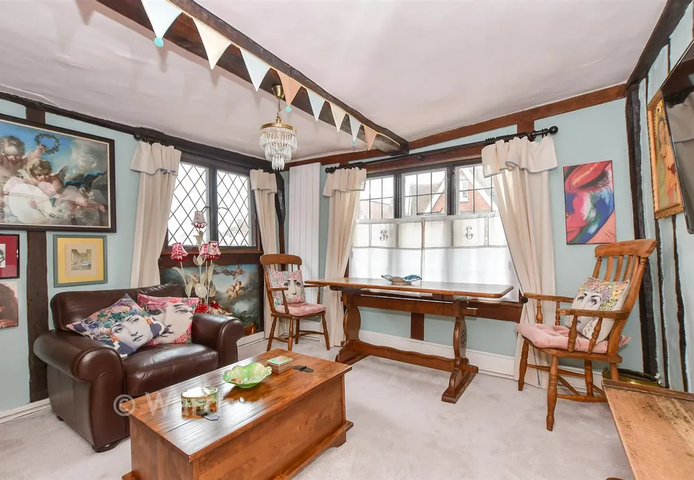 Dining Room - High Street, Tenterden, Kent - Wards of Kent