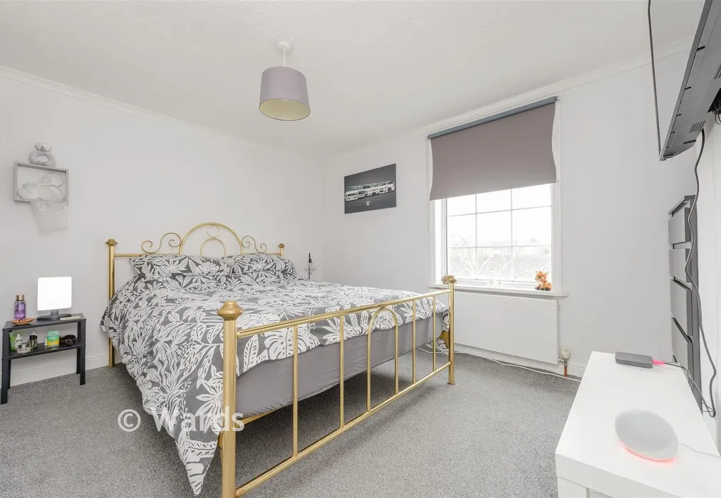 Bedroom 1 - Craylands Lane, Swanscombe, Kent - Wards of Kent