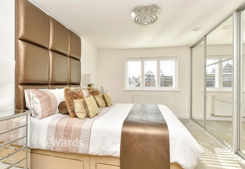 Bedroom 2 - Hustlings Drive, Eastchurch, Sheerness, Kent - Wards of Kent