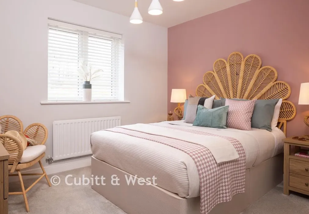 Bedroom - Wittering Place, Dunlin Square, West Wittering, Chichester, West Sussex - Wards of Kent