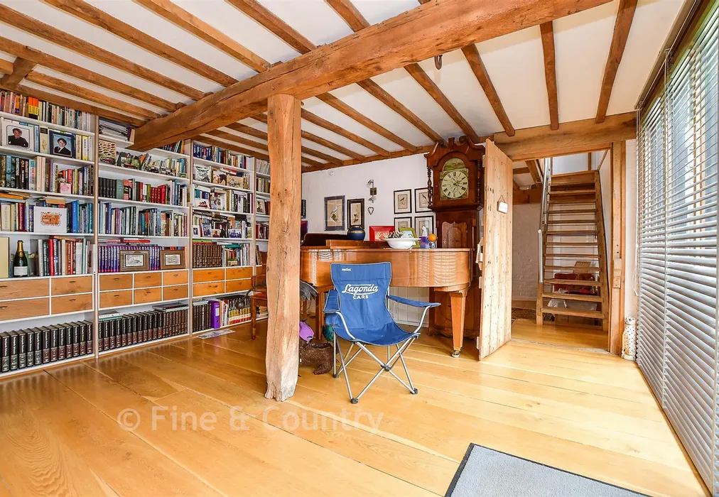 Reception Hall - Station Road, Rotherfield, Crowborough, East Sussex - Wards of Kent