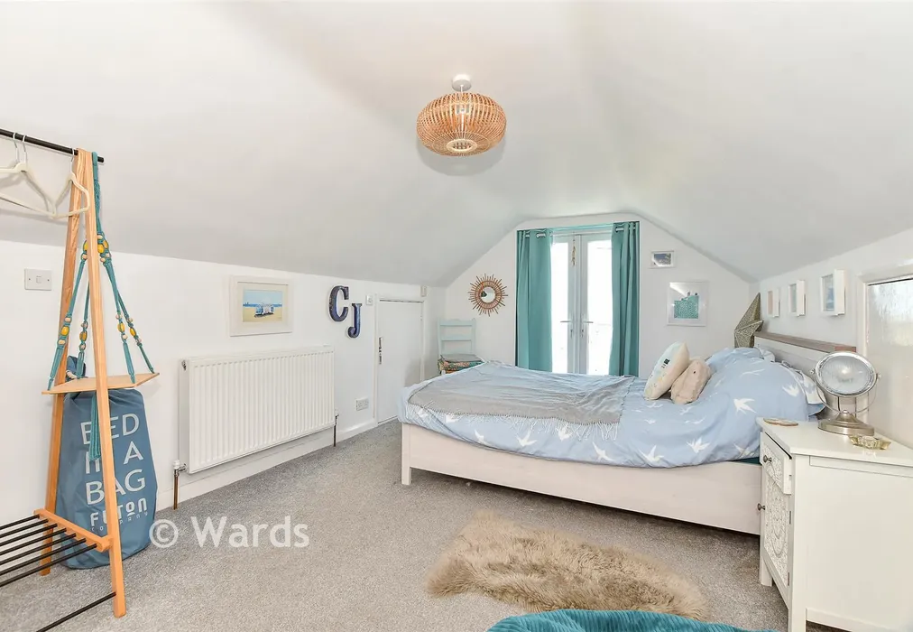 Bedroom 2 - The Parade, Greatstone, Kent - Wards of Kent