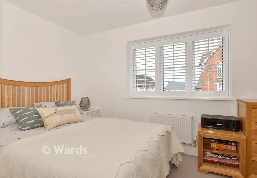 Bedroom 2 - Corliss Vale, Wouldham, Rochester, Kent - Wards of Kent